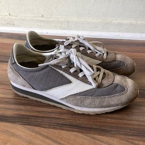 Vintage Brooks Sneakers (grey)